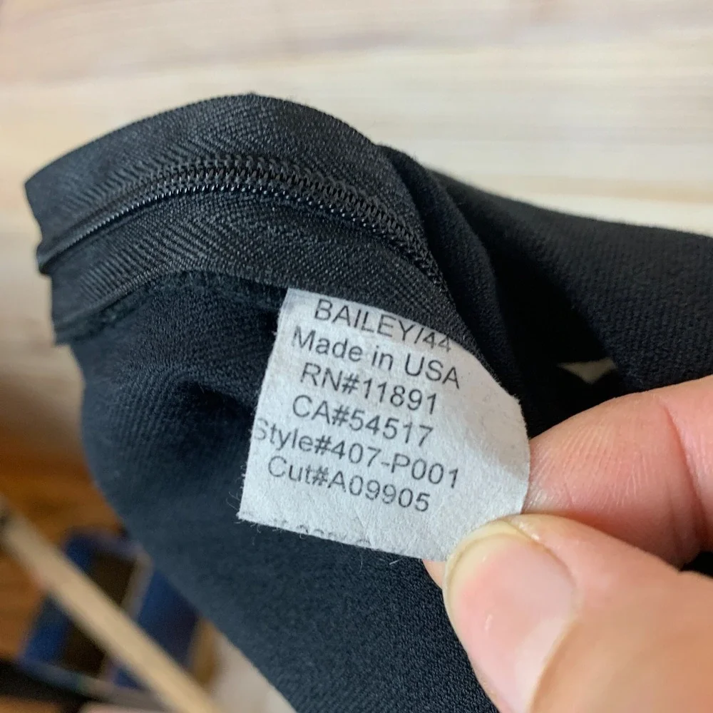 BAILEY 44 Pants‎ Women Small Cropped Straight Black Stretch Career Minimalist